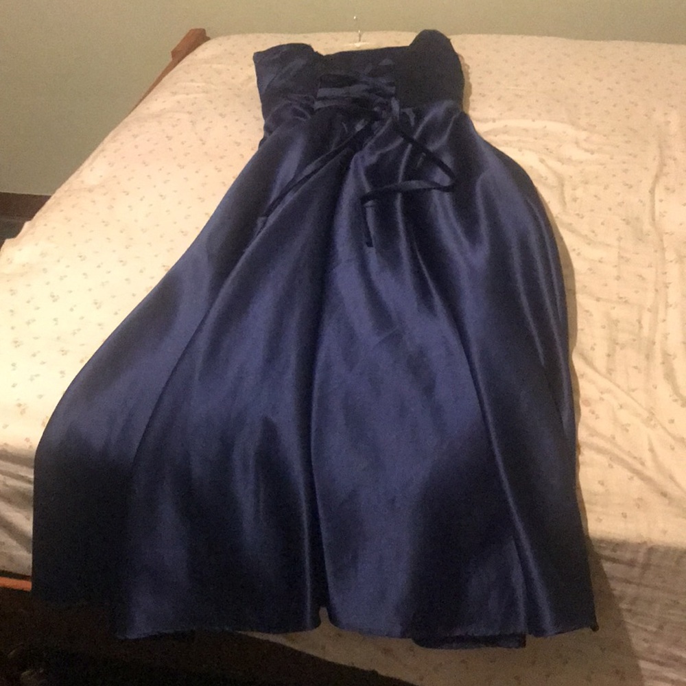 Dark blue. Size 2 - Picture 5 of 9